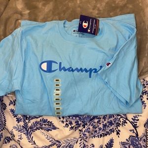 New champion t-shirt